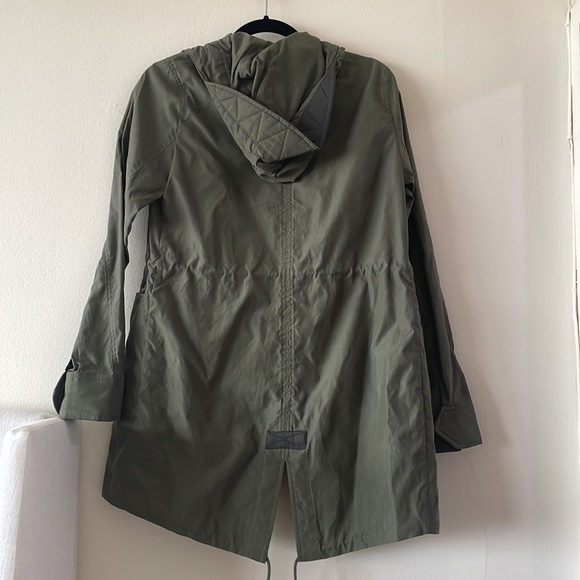 Abercrombie and Fitch raincoat, hunter green - Picture 3 of 3